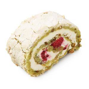 Меренговый рулет с малиной  ~ 200 г